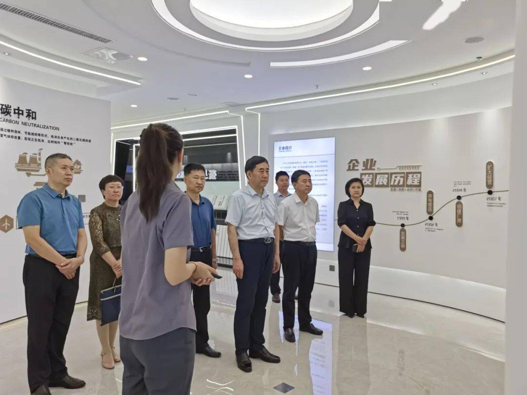 全国工商联人才中心主任李树林一行 到赤峰走访调研